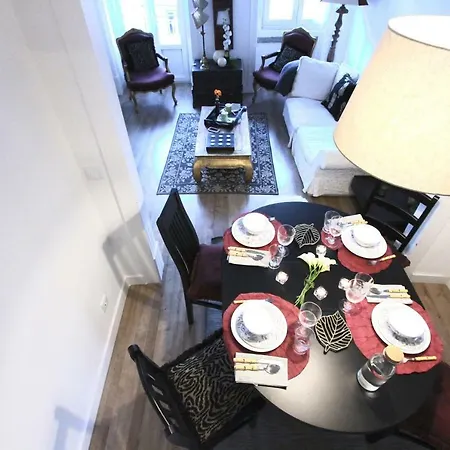 New: Charming Duplex Principe Real * Lissabon